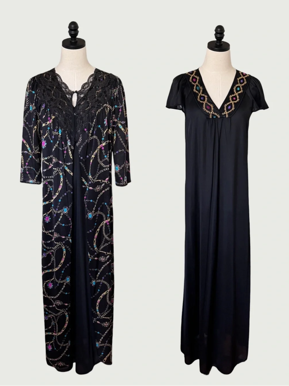 vintage 80s Vassarette gown robe set jewels and gems print size small